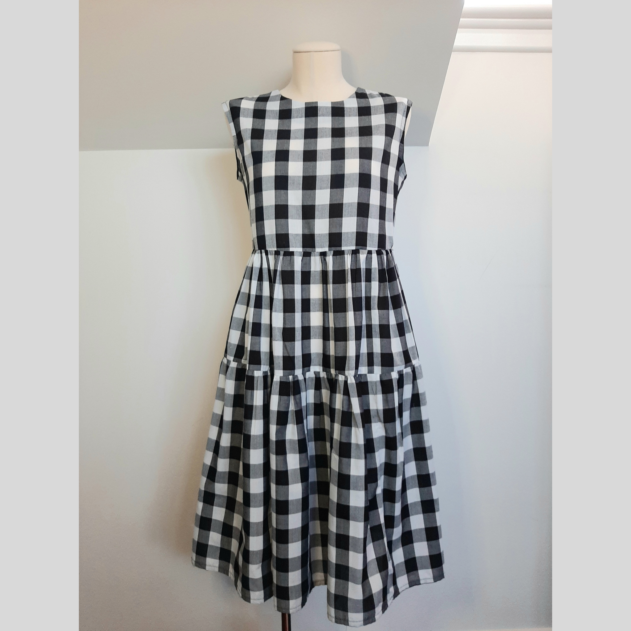 FrocKit 64C -  McCalls 7948 (M7948) Dress View C - Poly Cotton Gingham